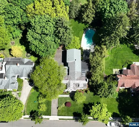 421 Hawthorne Place Ridgewood NJ 07450