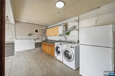 55 17th Avenue Elmwood Park NJ 07407