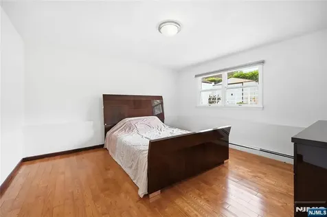 55 17th Avenue Elmwood Park NJ 07407