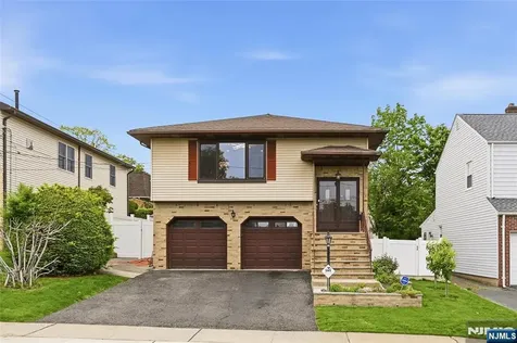 55 17th Avenue Elmwood Park NJ 07407