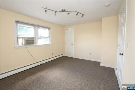 47 Van Dyke Street Wallington NJ 07057