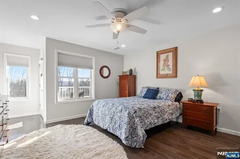 165 Lakeside Road West Milford NJ 07421