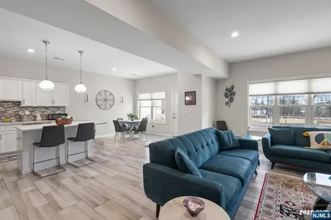 165 Lakeside Road West Milford NJ 07421