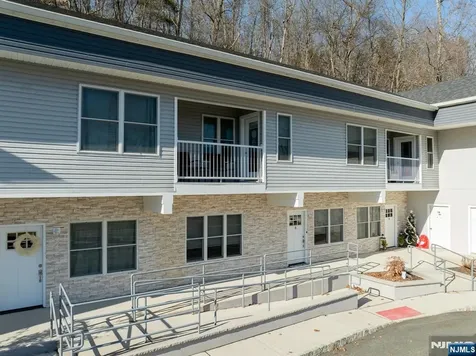 165 Lakeside Road West Milford NJ 07421