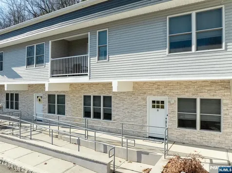 165 Lakeside Road West Milford NJ 07421