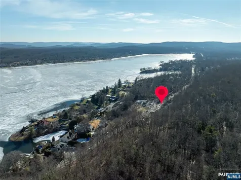 165 Lakeside Road West Milford NJ 07421