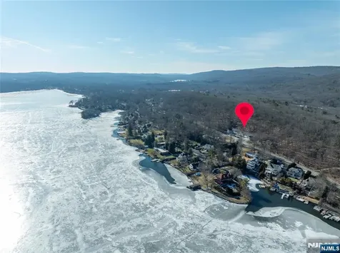 165 Lakeside Road West Milford NJ 07421