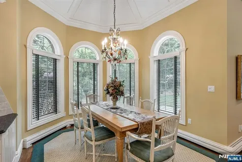 68 Brams Hill Drive Mahwah NJ 07430