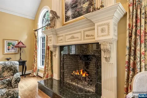 68 Brams Hill Drive Mahwah NJ 07430
