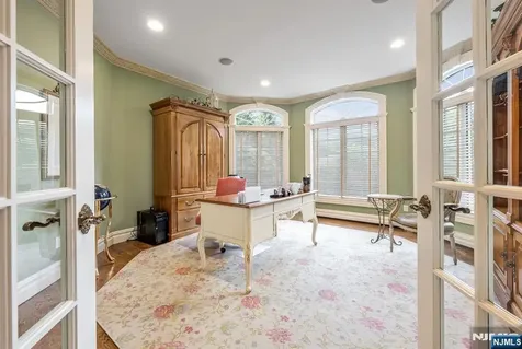68 Brams Hill Drive Mahwah NJ 07430