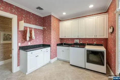 68 Brams Hill Drive Mahwah NJ 07430
