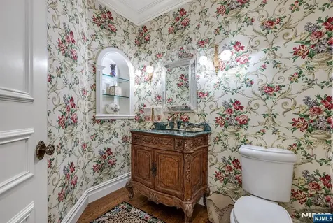 68 Brams Hill Drive Mahwah NJ 07430