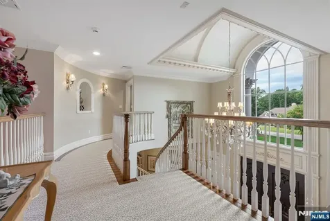 68 Brams Hill Drive Mahwah NJ 07430