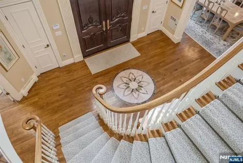 68 Brams Hill Drive Mahwah NJ 07430