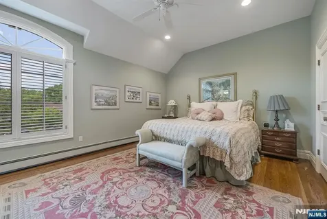 68 Brams Hill Drive Mahwah NJ 07430