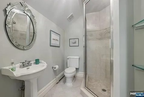 68 Brams Hill Drive Mahwah NJ 07430
