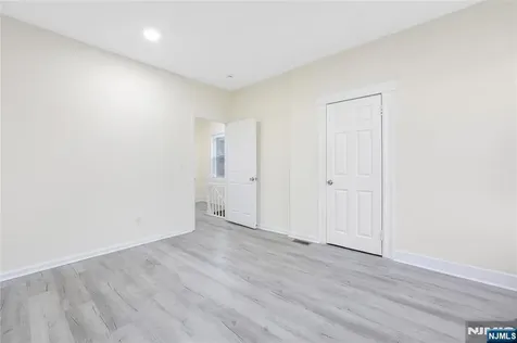88 Devon Street Kearny NJ 07032