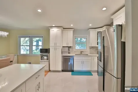 124 Lenox Avenue Demarest NJ 07627