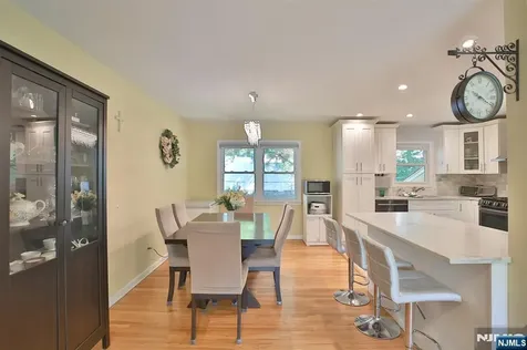 124 Lenox Avenue Demarest NJ 07627