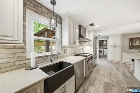 14 Donato Drive Cedar Grove NJ 07009