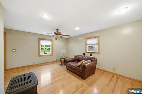 14 Donato Drive Cedar Grove NJ 07009