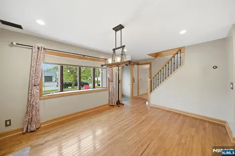 14 Donato Drive Cedar Grove NJ 07009