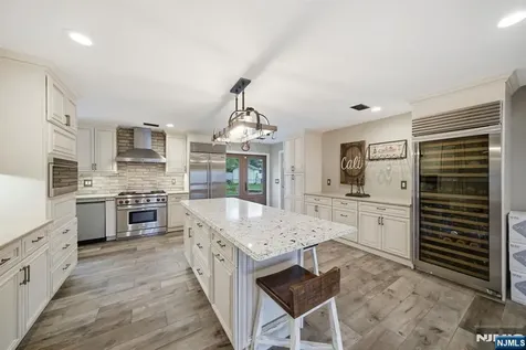 14 Donato Drive Cedar Grove NJ 07009