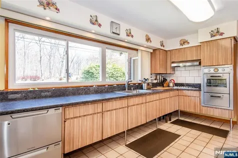 779 Berdan Avenue Wayne NJ 07470
