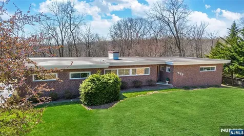 779 Berdan Avenue Wayne NJ 07470