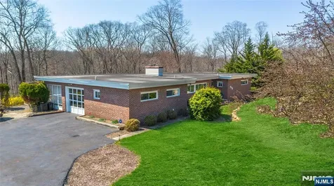 779 Berdan Avenue Wayne NJ 07470