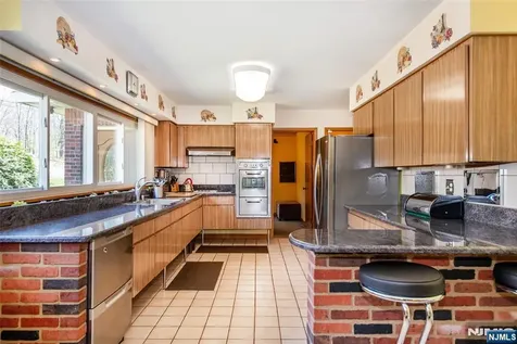 779 Berdan Avenue Wayne NJ 07470