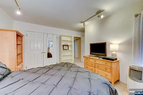 40 Worcester Wayne NJ 07470