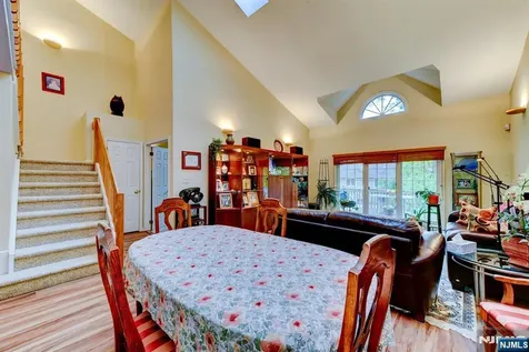 40 Worcester Wayne NJ 07470