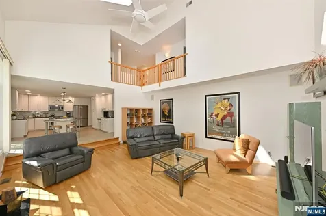 6 Schill Place Hillsdale NJ 07642