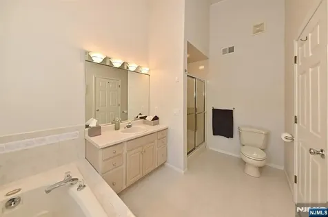 6 Schill Place Hillsdale NJ 07642