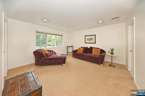 6 Schill Place Hillsdale NJ 07642