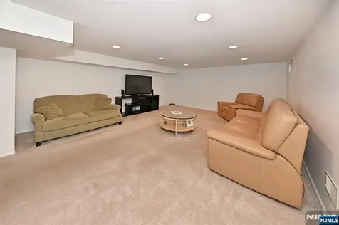 6 Schill Place Hillsdale NJ 07642