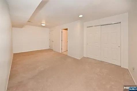 6 Schill Place Hillsdale NJ 07642