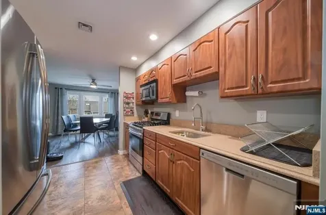 302 Heights Drive Haledon NJ 07508