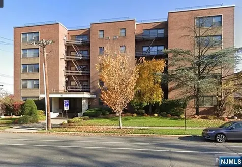 95 Orient Way Rutherford NJ 07070