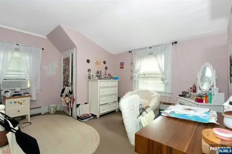 412 Mountain View Road Englewood NJ 07631