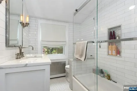 412 Mountain View Road Englewood NJ 07631