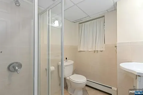 412 Mountain View Road Englewood NJ 07631