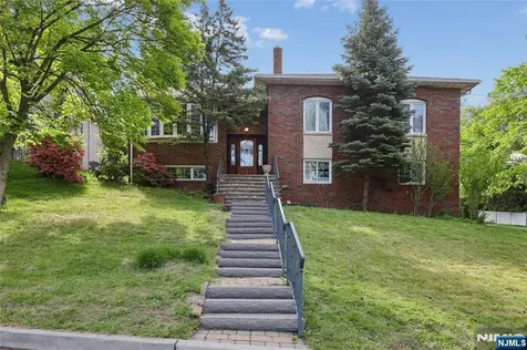 51 Anderson Avenue Englewood Cliffs NJ 07632