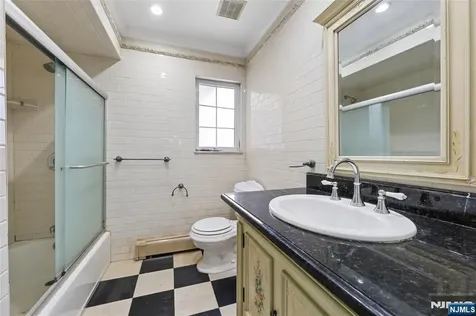 51 Anderson Avenue Englewood Cliffs NJ 07632