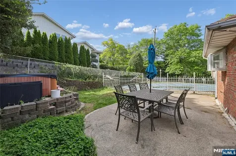 51 Anderson Avenue Englewood Cliffs NJ 07632