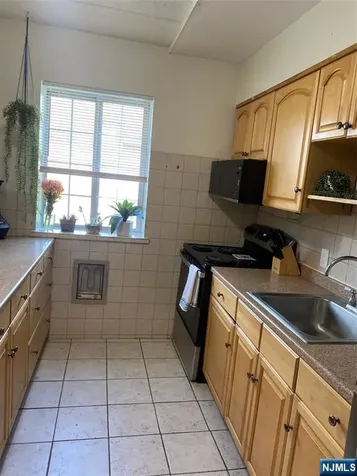 255 Tucker Avenue Union NJ 07083