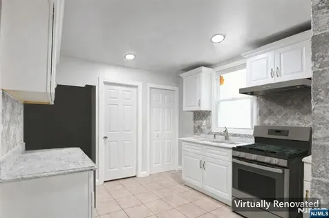 249 4th Street Newark NJ 07107