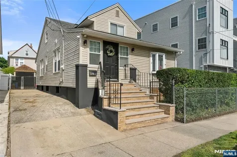 378 27th Street Paterson NJ 07514