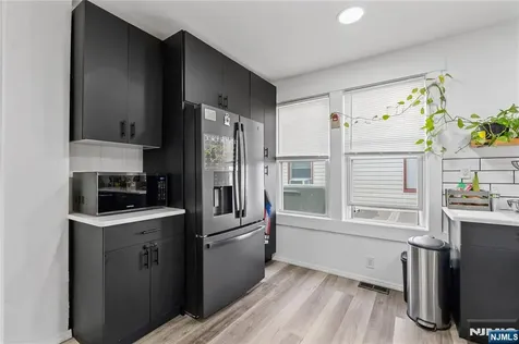 378 27th Street Paterson NJ 07514